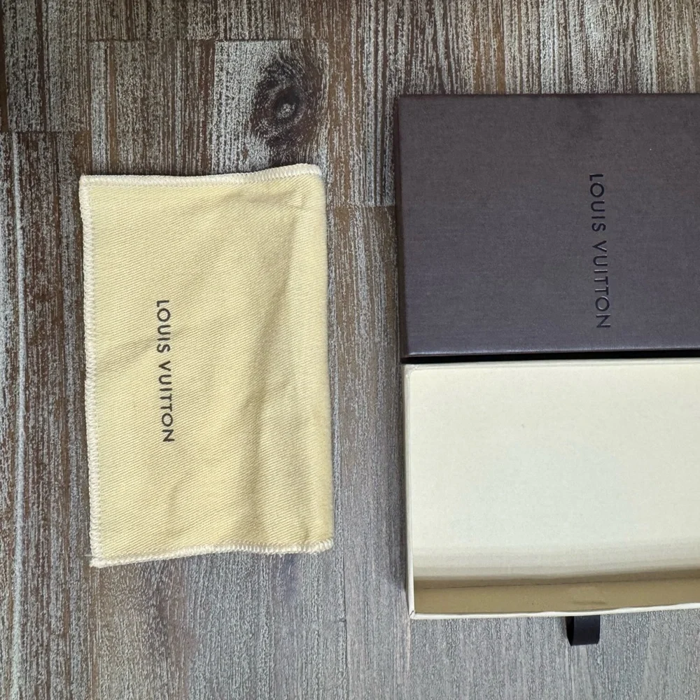 Louis Vuitton louis vuitton